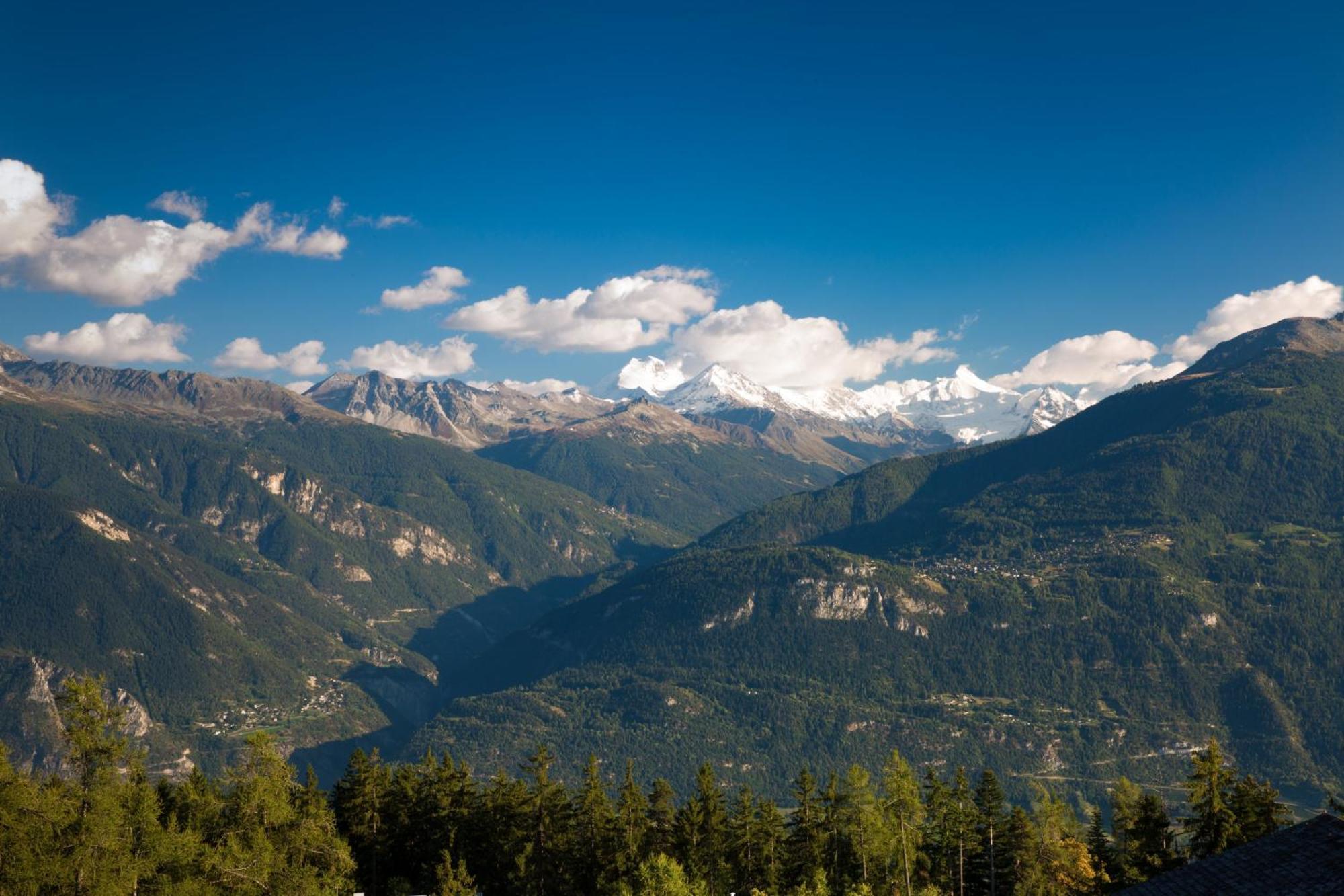 Hotel Helvetia Intergolf Crans-Montana Exterior foto