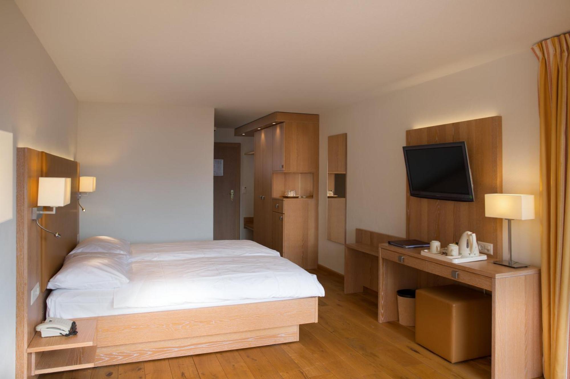 Hotel Helvetia Intergolf Crans-Montana Exterior foto