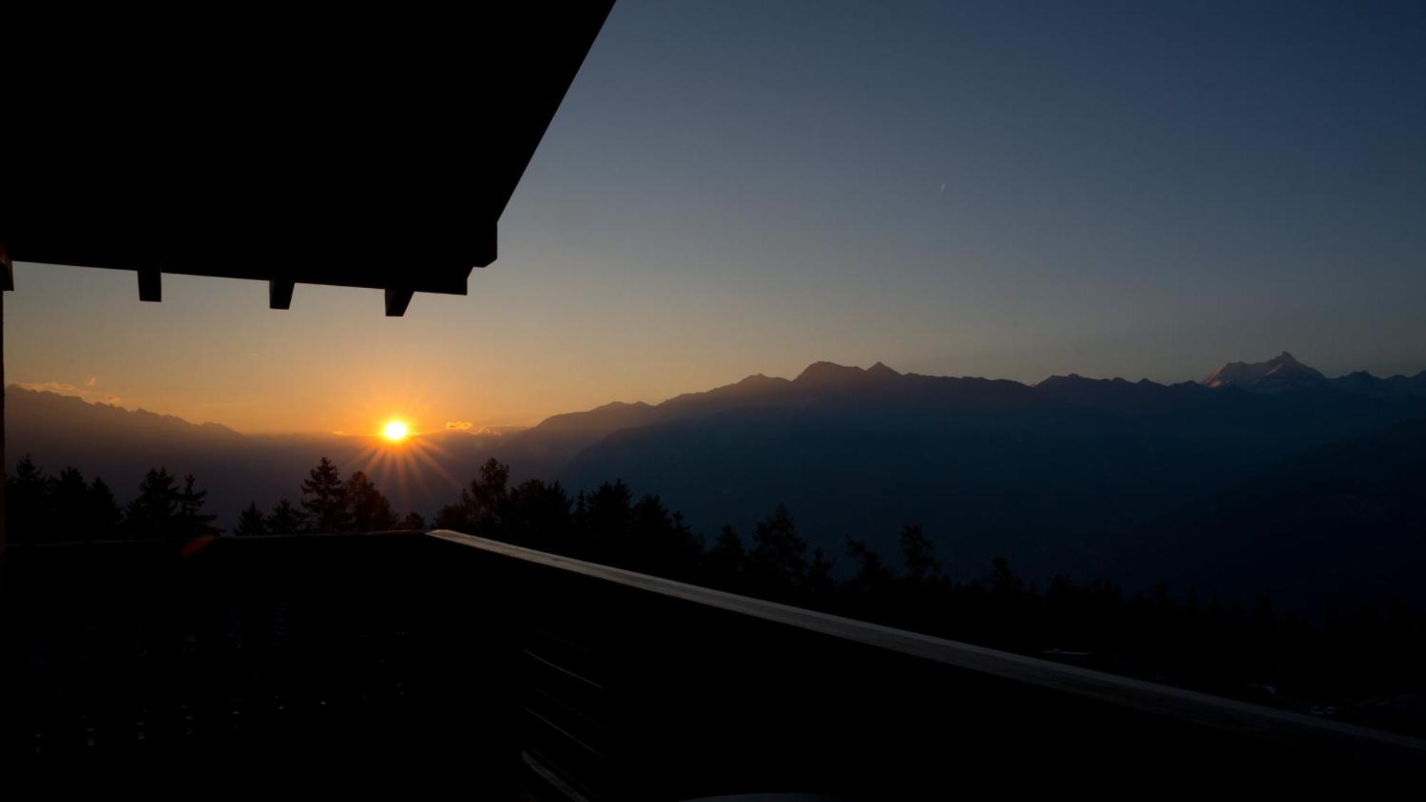 Hotel Helvetia Intergolf Crans-Montana Exterior foto